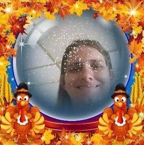 Meet your Posher, Crystal